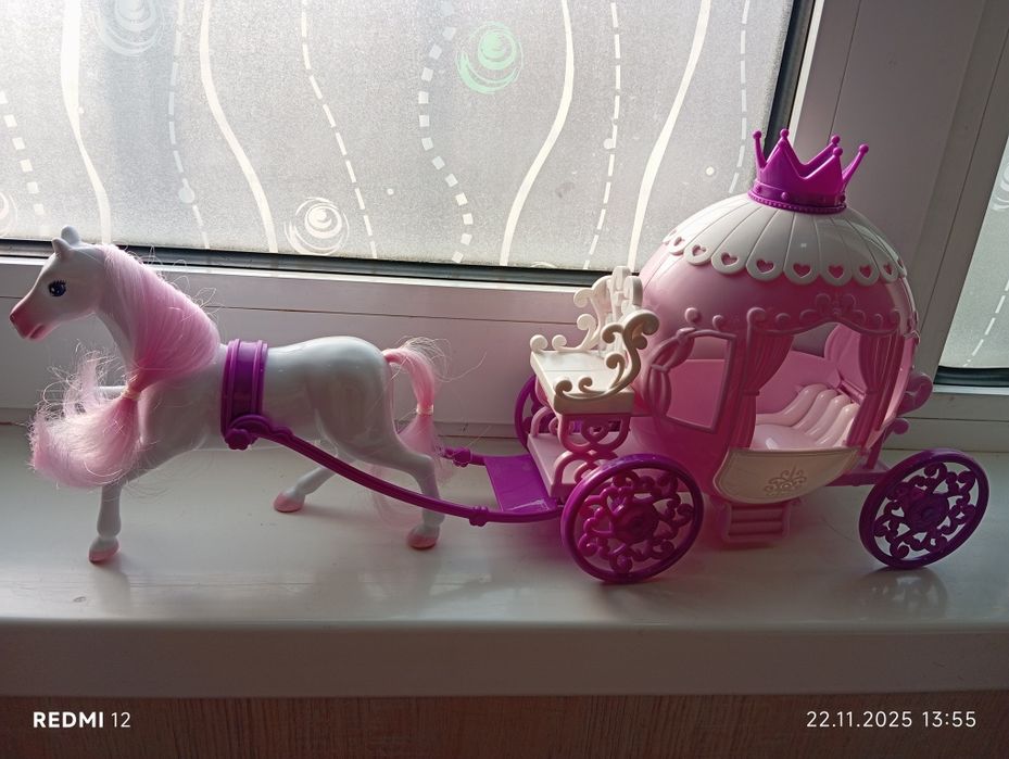 Продам игрушку для девочек