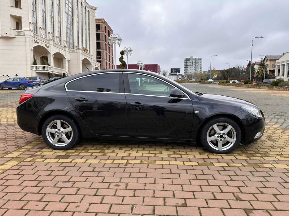 OPEL Insignia Hatchback