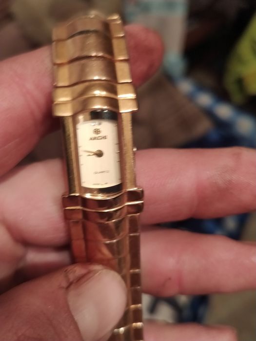Продам часы ARCHI.
