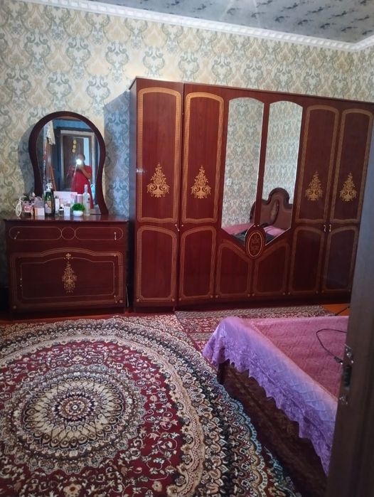 Срочно продаётся спальный гарнитур