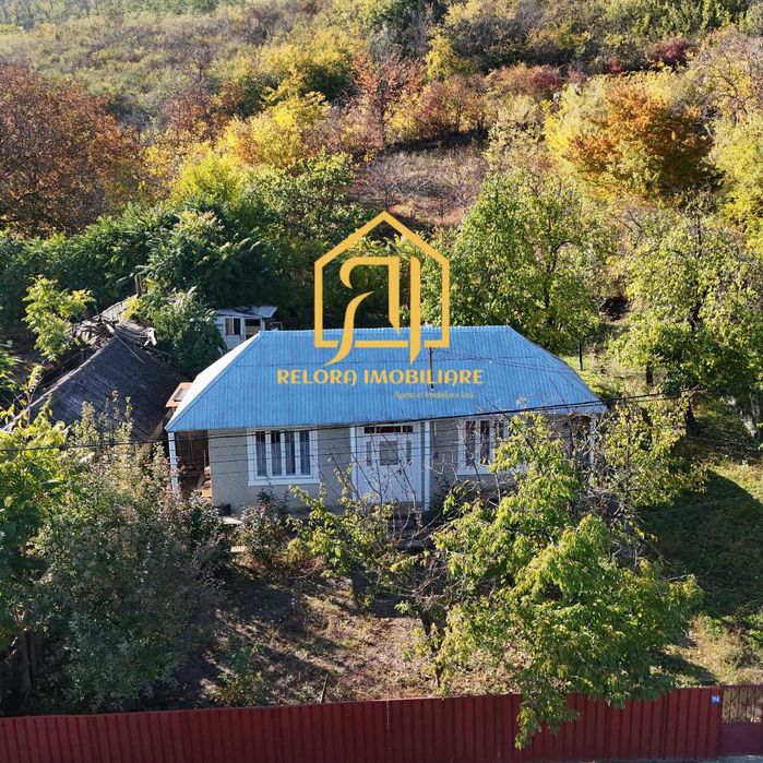 Casă  de vânzare în Gorban, Iași – teren 1000 mp