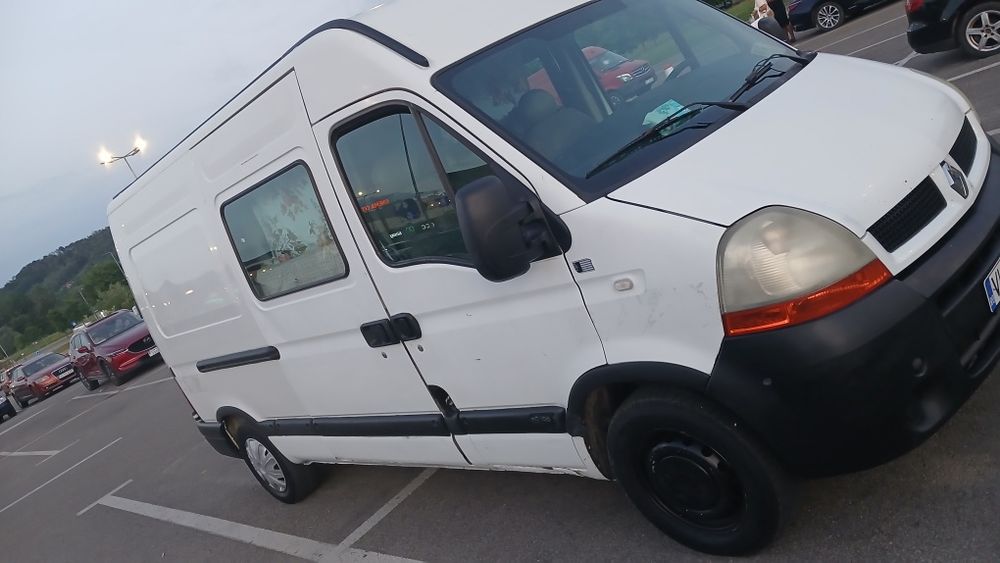 Vând Renault Master 2.5 dci 100