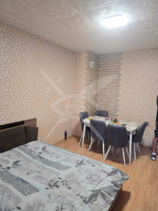 Продава се Тристаен апартамент в Пловдив, Изгрев - 68 кв.м за 881 €/кв.м - Снимка #1