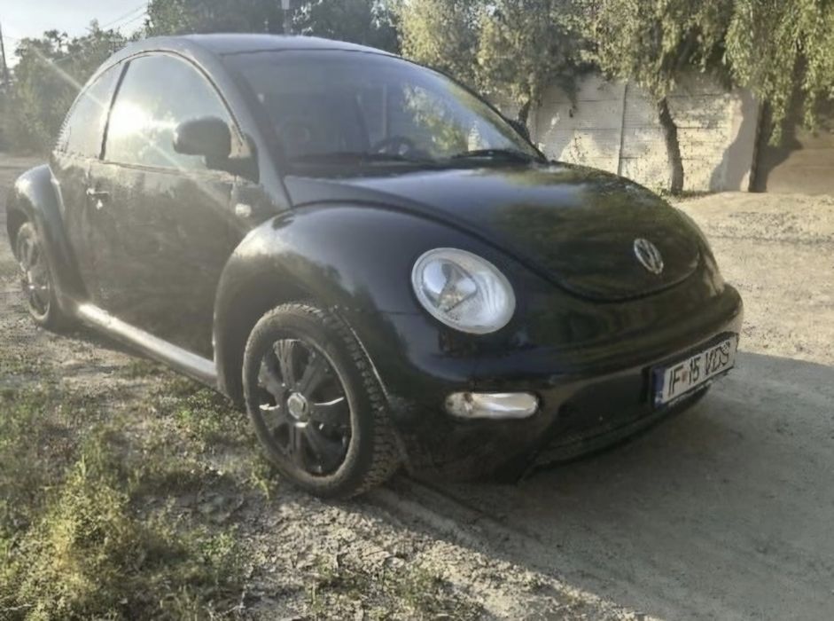 VOLKSWAGEN Beetle 2000