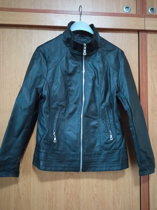 Яке от изкуствена кожа