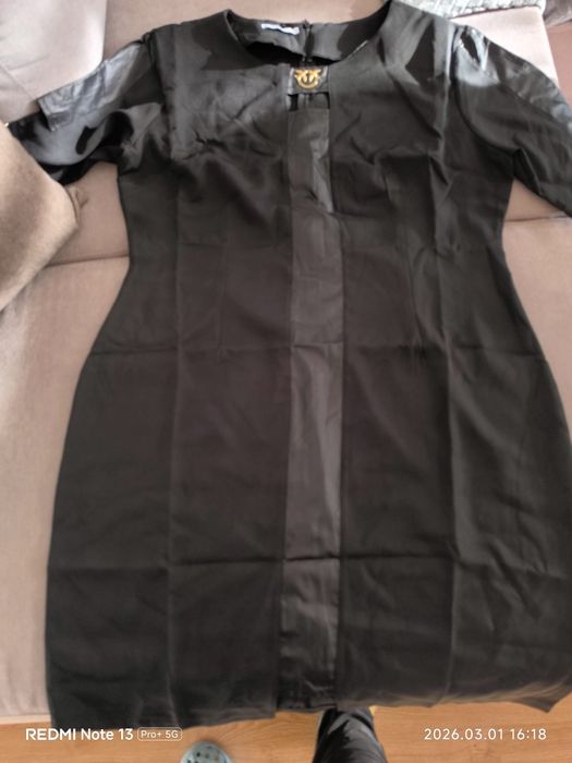 Дамска черна рокля