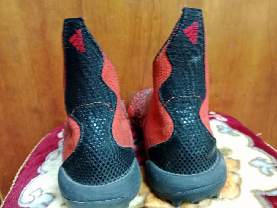 Продам кроссовки