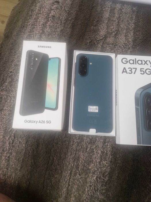 Продавам телефон нов Самсунг А 37 -128GB