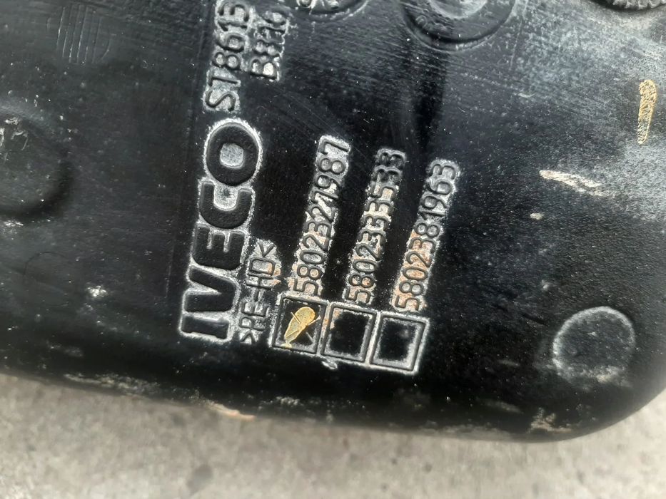 Vas rezervor adblue cu pompa f1agl411d 2.3 d euro 6 iveco daily 6 5802327987 0444040035 5802465111