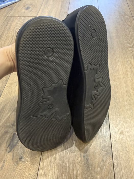 Продам женские кеды