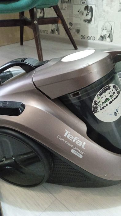 Продам мощный пылесос