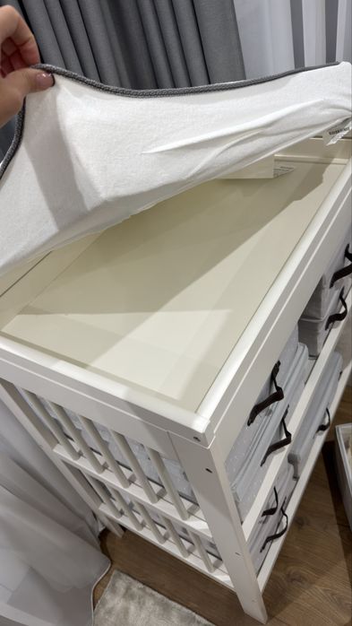 IKEA GULLIVER маса за повиване, бяла, 82x54x93 см, максимален капацитет 11 кг