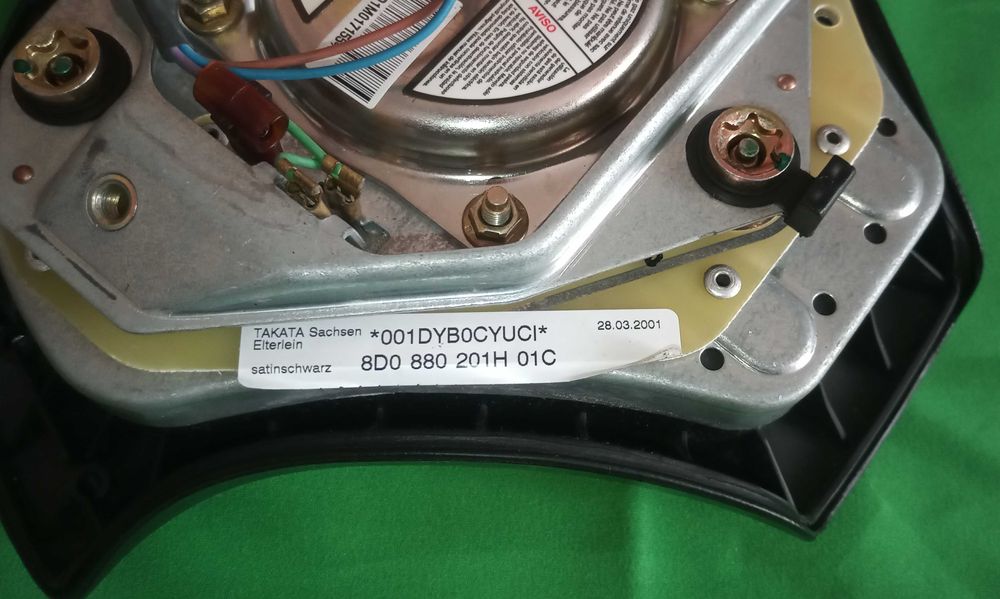 Руль Audi с подушкой