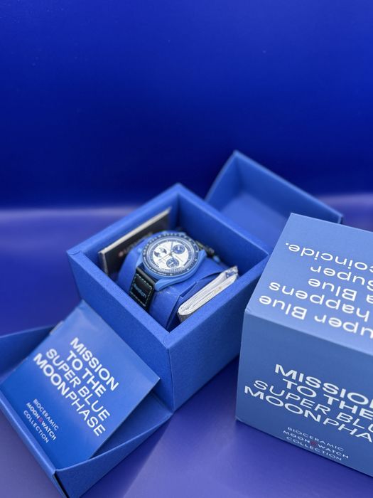 Swatch x Omega “MoonSwatch”Mission to the Super Blue Moonphase