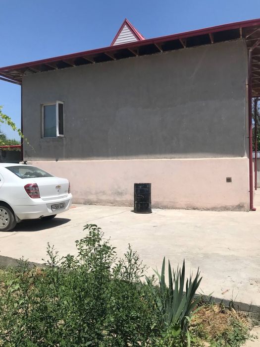 Продаётся дача.