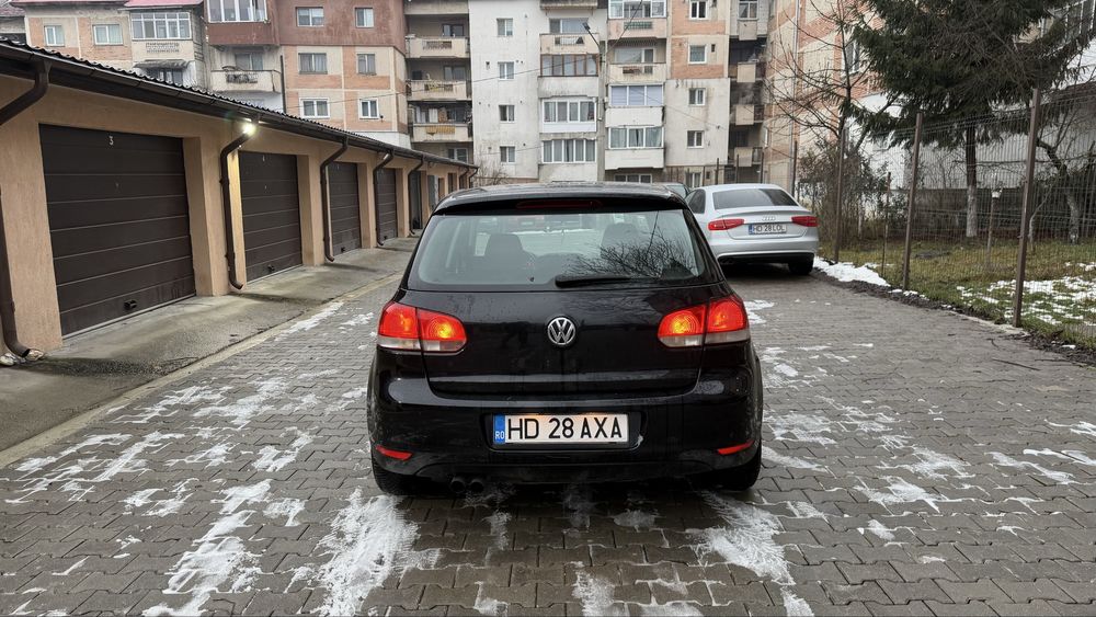 Volkswagen Golf VI