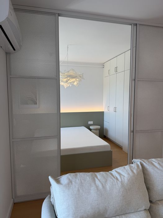Inchiriez apartament 42 mp