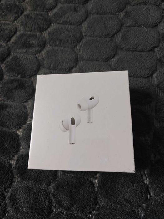 Apple AirPods Pro 2 – Чисто нови, оригинални, запечатани