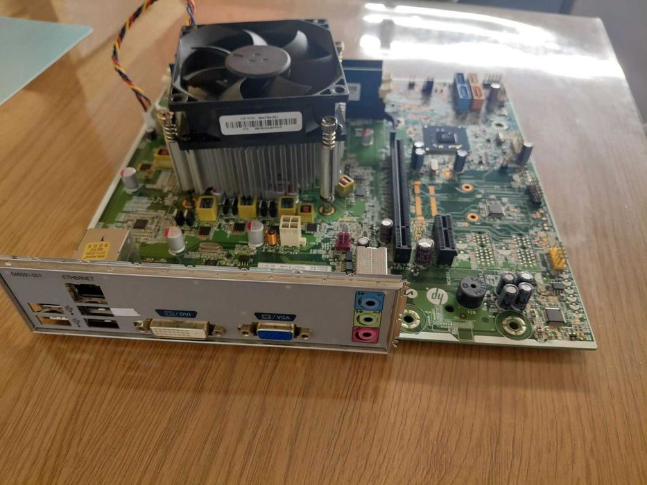 Дъно, процесор и RAM