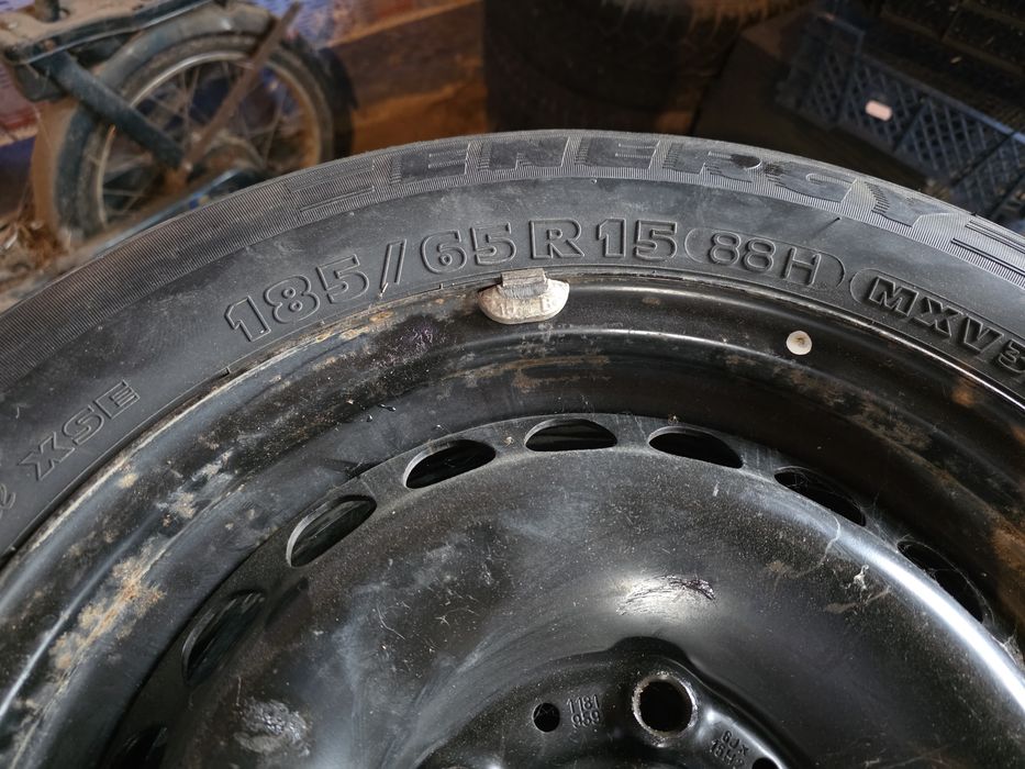 Roti, cauciucuri 185/65 R 15 88T, roti bmw, roți cu 5 găuri, roți