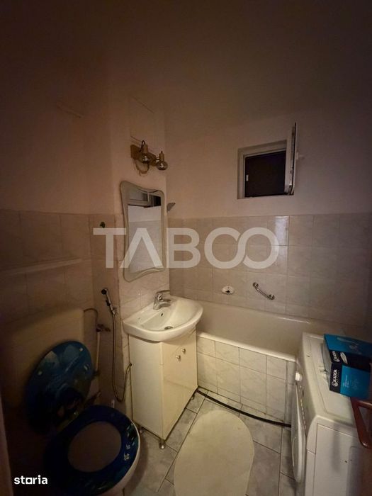 Apartament 3 camere etaj 1 de inchiriat zona Scoala de Inot Sibiu