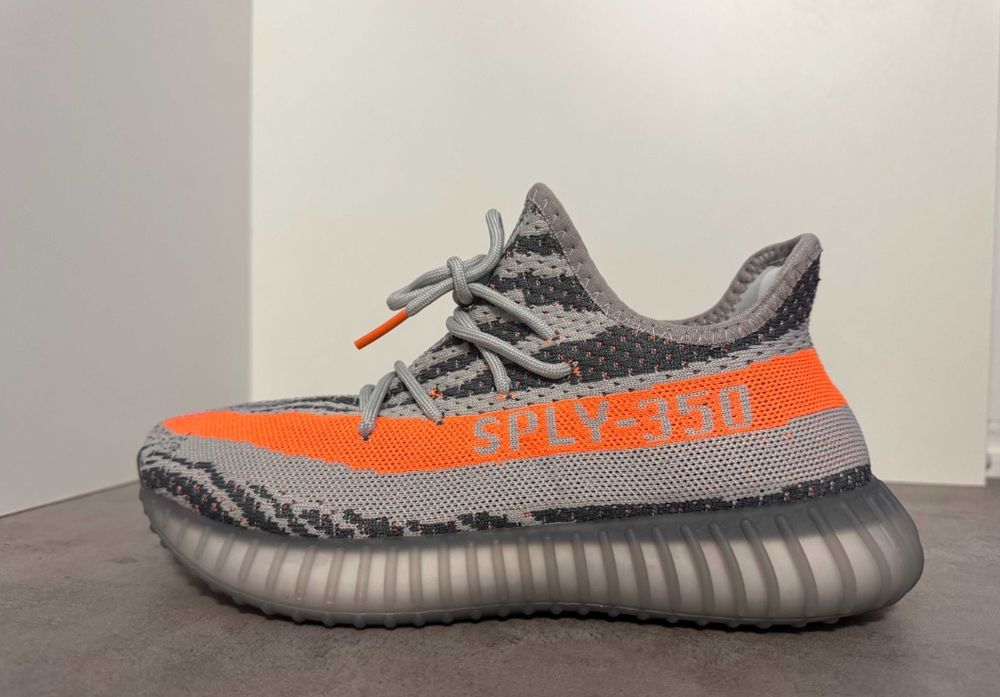 Adidasi Yeezy Boost 350 V2 Gri / Portocaliu Marimi 36-44 Unisex