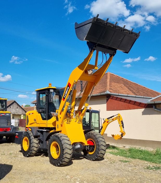 Vola/ Incarcator Frontal Lubeck FR251   2 TONE sarcină ridicare  NOU