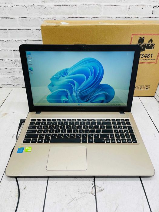 ASUS / Core i3 / SSD 240GB / GeForce 930MX для офиса и игр
