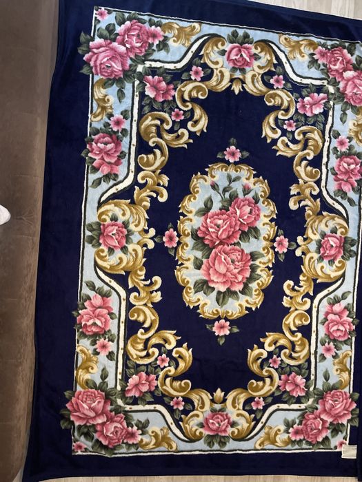 Пледы,одеяло разные