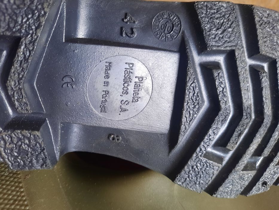 Гумени битуши номер 42