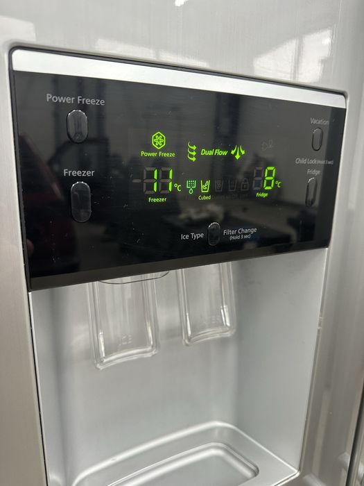 Хладилник Samsung