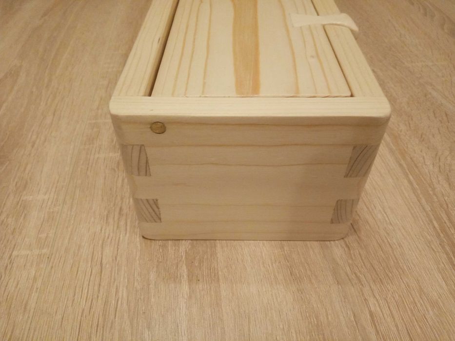 Дървена кутия за бижута, часовници и .тн.