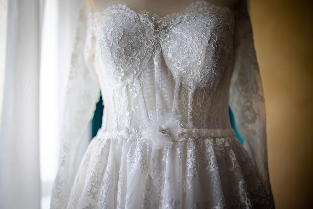 Rochie de mireasa din dantela cu corset