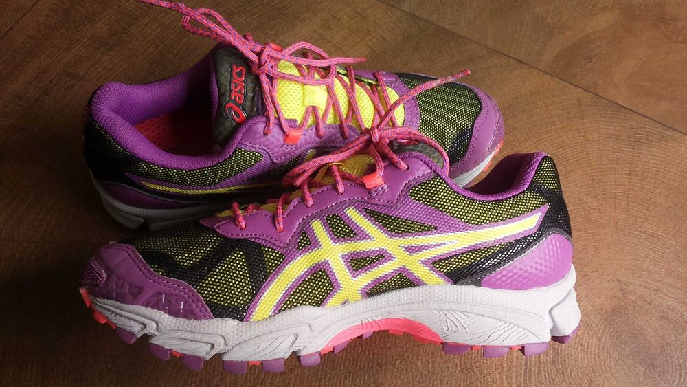 Asics Gel Fuji Attack 2 Размер EUR 39 дамски маратонки 209-14-S