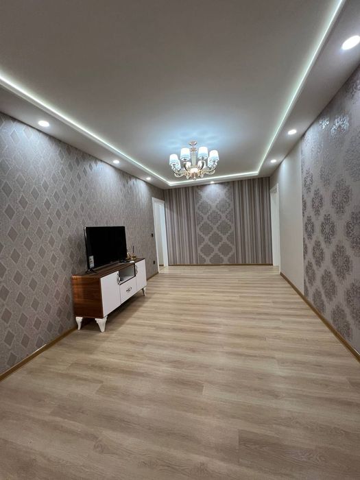 3 комнатная Тинчлик метро