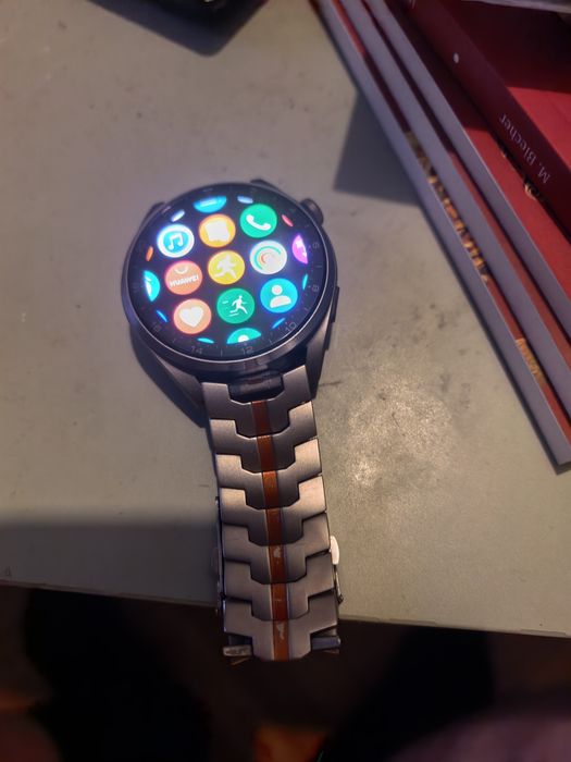 Vând Huawei watch 3 pro