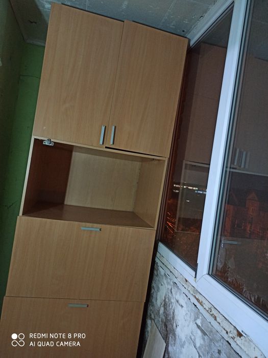 Шкав и диван  Кровати