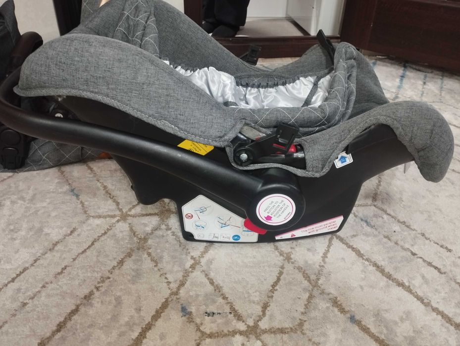 3 в 1. Прогулочная коляска.