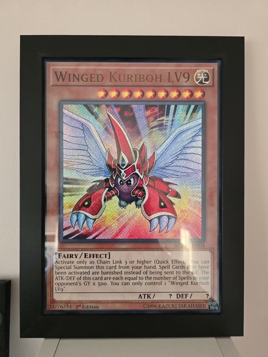 Югио (Yu-Gi-Oh!) Арт в Стилна Черна Рамка със Стъкло – 25x34 см