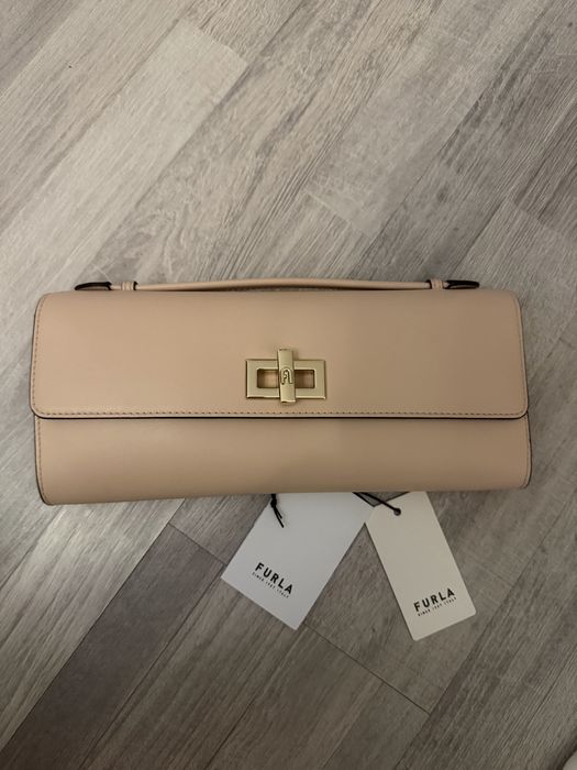 Дамска чанта Furla естествена  кожа и велур в небесно синьо, и цвят праскова