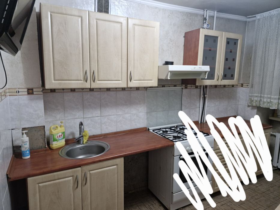 Срочно продам кухонный гарнитур