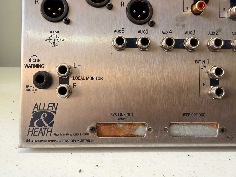 Mixer Profesional Allen & Heath Xone:464 – Made in UK – Netestat / Defect / Piese