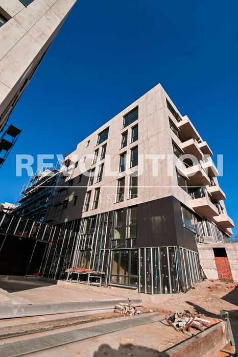 Двустаен апартамент в комплекс от две сгради С АКТ 14 в ж.к. Студентс