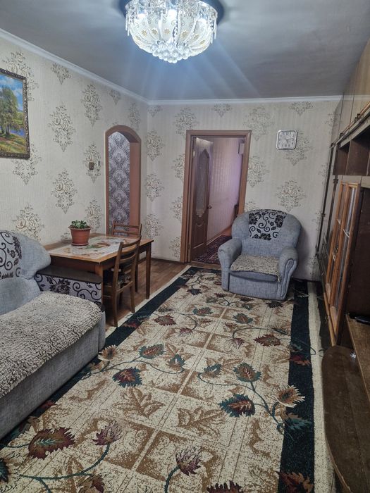Продается 3 ком. квартира район Уюта
