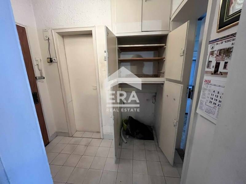 Продава се Тристаен апартамент в Варна, Център - 54 кв.м за 2686 €/кв.м - Снимка #10