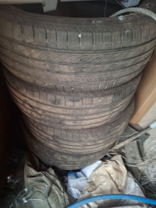 Продам шины в отличном состоянии