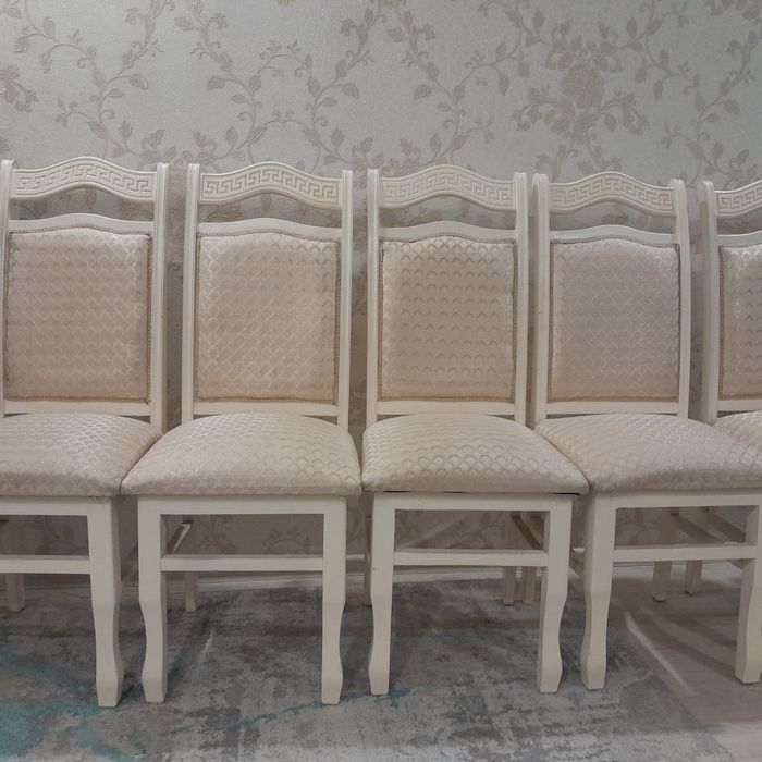 Стуля продаётца 8 штук