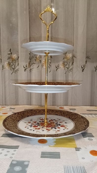 Конфетница, фруктовница