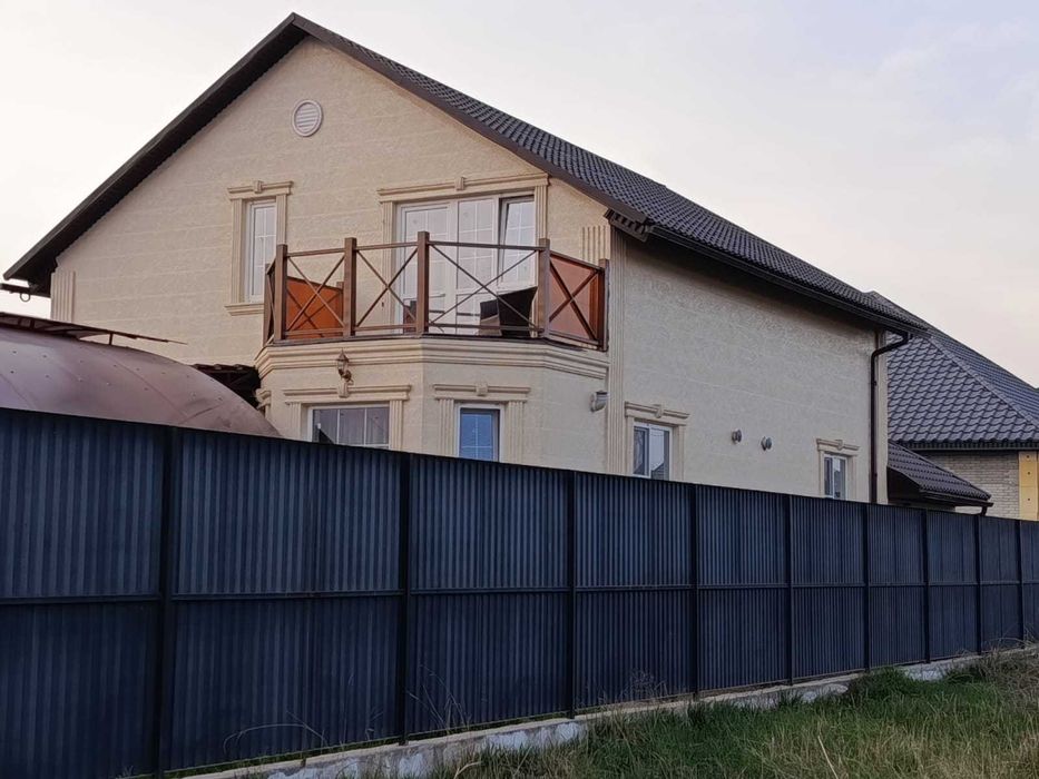 Продам светлый, уютный коттедж 145м2