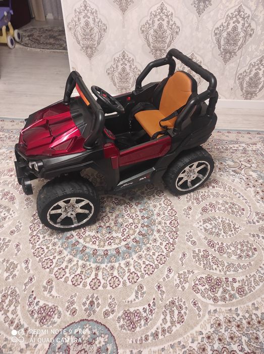 Продам детскую машинку